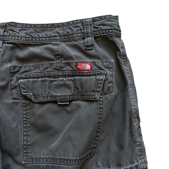The North Face Mens 34 Utility Cargo Shorts Charcoal Gray Gorpcore Skater Grunge - Picture 6 of 11